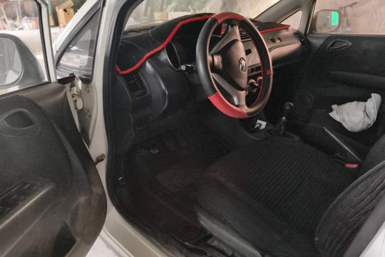 Used Everus S1 2013 1.5L Manual Comfort Edition Driver Seat