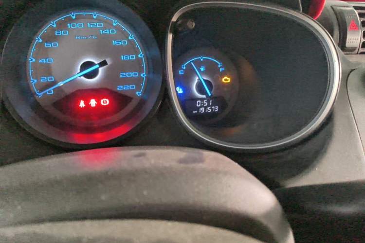Used Everus S1 2013 1.5L Manual Comfort Edition Odometer Close Up