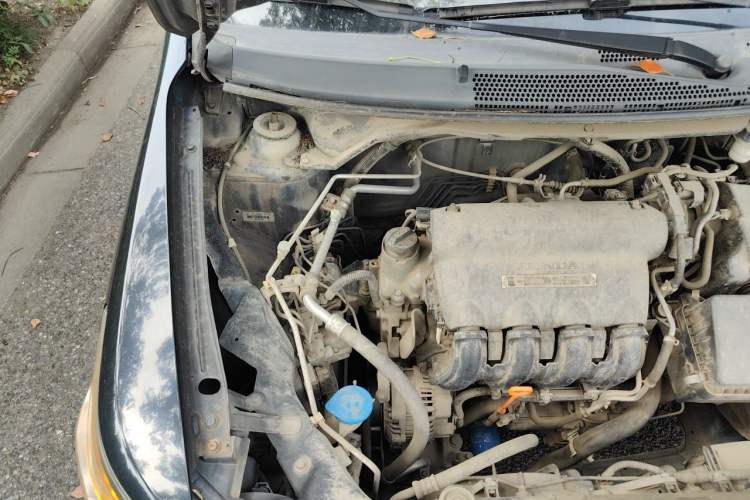 Used Everus S1 2014 1.3L Manual Comfort Edition Engine Bay Right