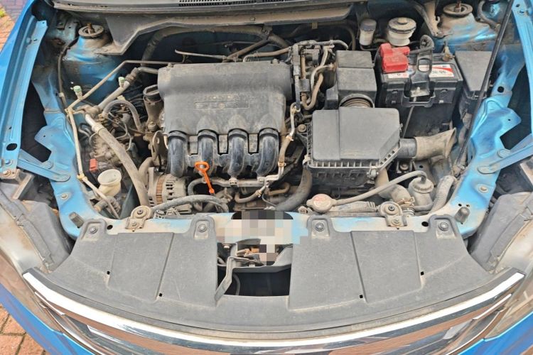 Used Everus S1 2014 1.3L Manual Comfort Edition Engine Bay