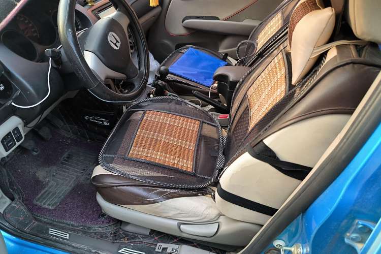 Used Everus S1 2014 1.3L Manual Comfort Edition Left Front Seat