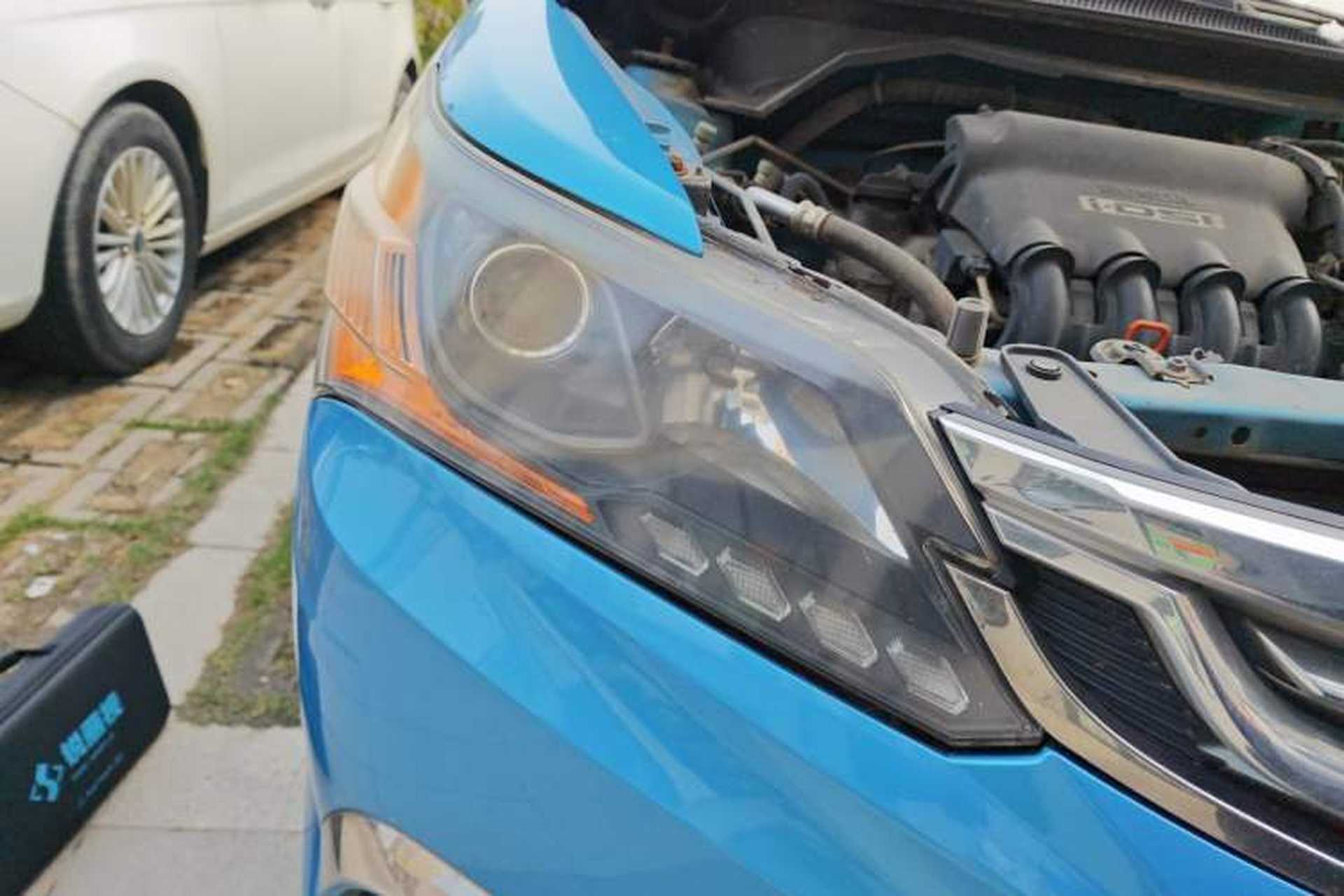 Used Everus S1 2014 1.3L Manual Comfort Edition Right Front Headlight