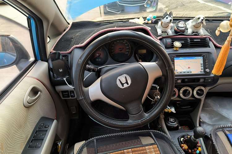 Used Everus S1 2014 1.3L Manual Comfort Edition Steering Wheel