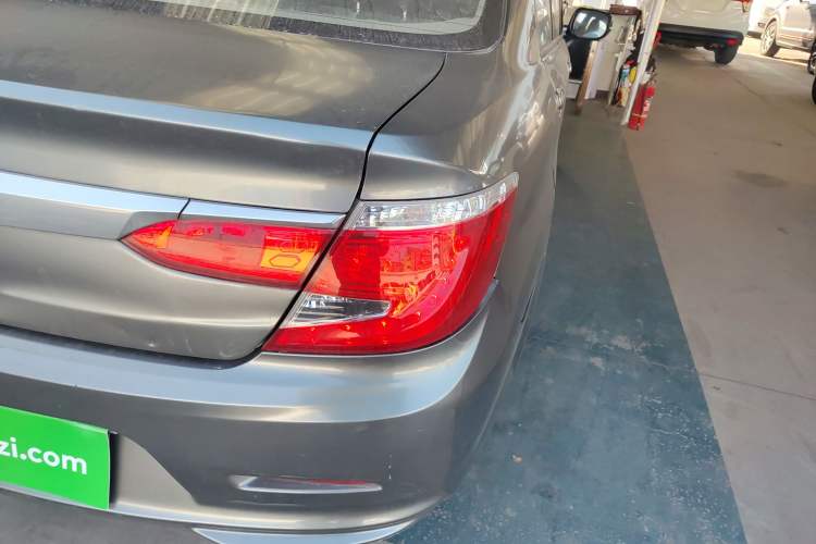 Used Everus S1 2014 1.3L Automatic Comfort Edition Right Rear Taillight