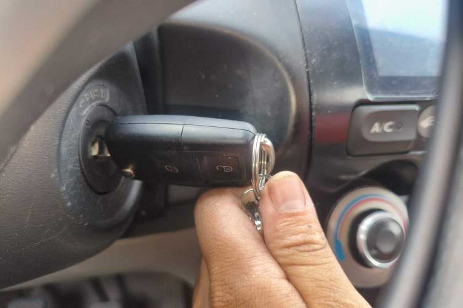 Used Everus S1 2014 1.3L Manual Comfort Edition Vehicle Key
