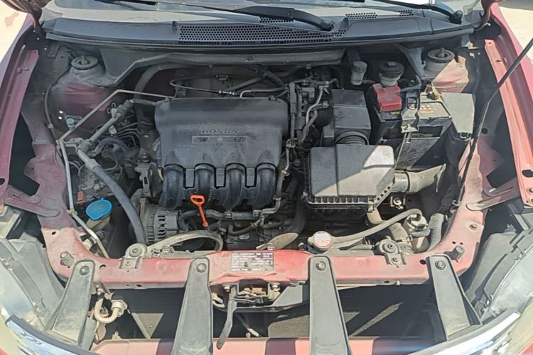 Used Everus S1 2014 1.3L Manual Comfort Edition Engine Bay