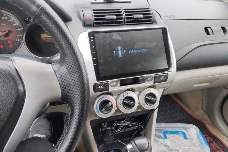 Used Everus S1 2014 1.3L Automatic Comfort Edition Audio And AC Panel