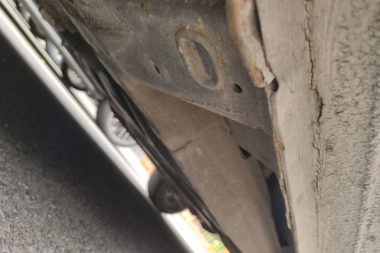 Used Everus S1 2014 1.3L Automatic Comfort Edition Chassis Front Left