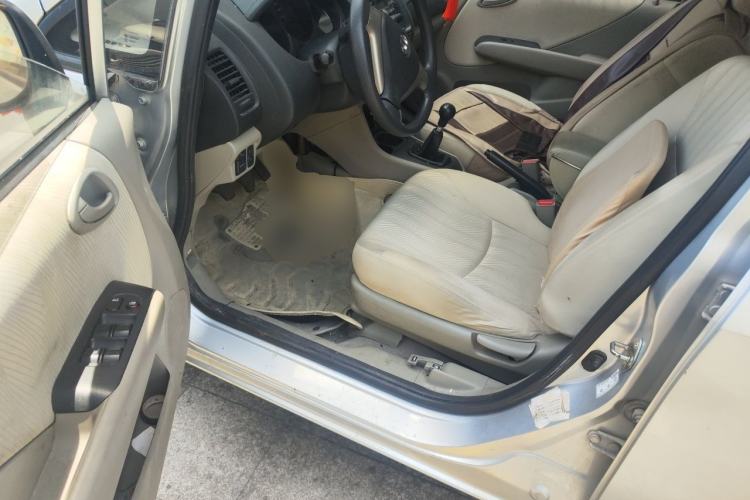 Used Everus S1 2014 1.3L Manual Comfort Edition Driver Seat