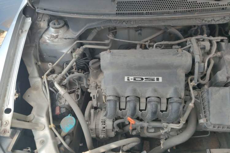 Used Everus S1 2014 1.3L Manual Comfort Edition Engine Bay Right