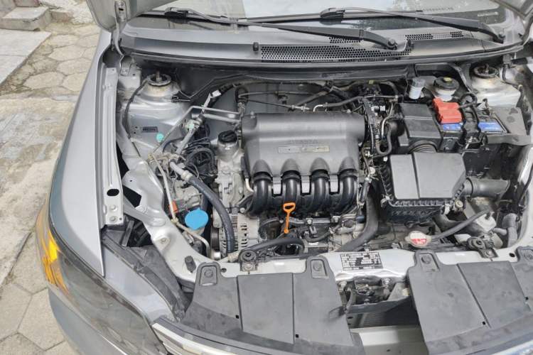 Used Everus S1 2014 1.3L Manual Comfort Edition Engine Bay Right