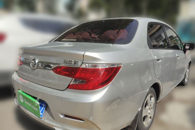 Used Everus S1 2014 1.3L Manual Comfort Edition Rear Right 45 Deg
