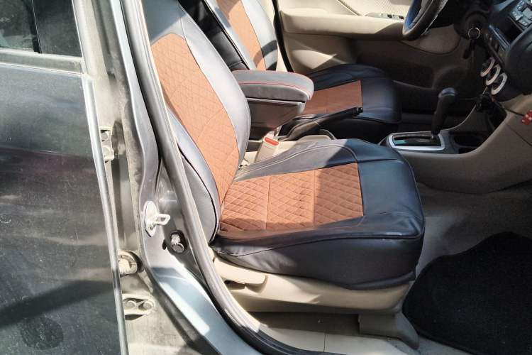 Used Everus S1 2014 1.3L Automatic Comfort Edition Right Front Seat