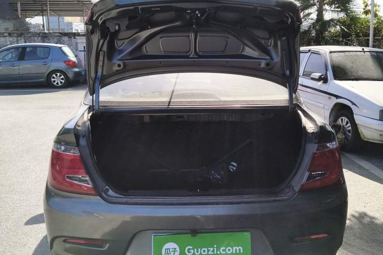 Used Everus S1 2014 1.3L Automatic Comfort Edition Trunk