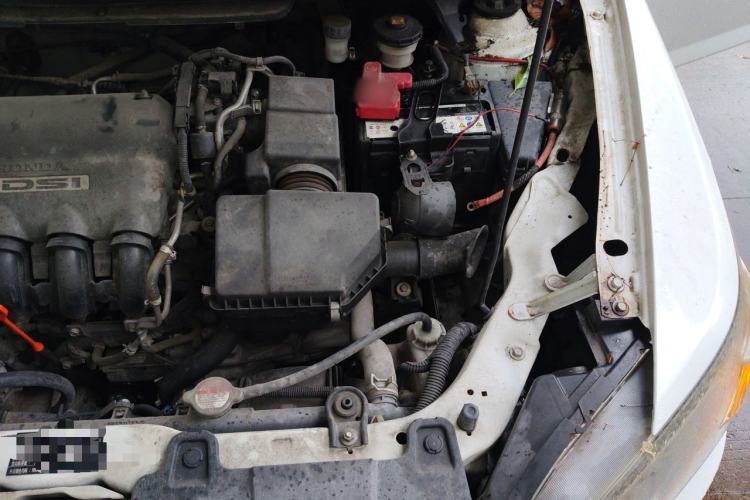 Used Everus S1 2014 1.3L Manual Comfort Edition Engine Bay Left