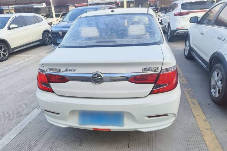Used Everus S1 2014 1.3L Manual Comfort Edition Exterior 4