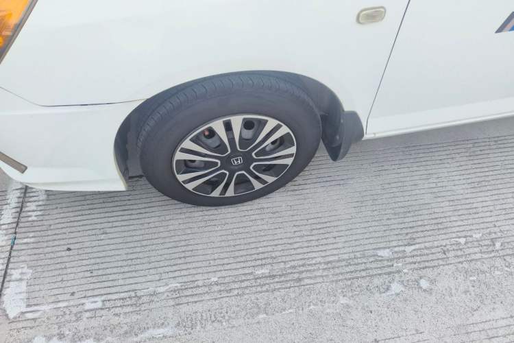 Used Everus S1 2014 1.3L Manual Comfort Edition Exterior 7