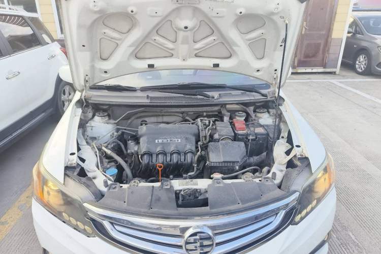 Used Everus S1 2014 1.3L Manual Comfort Edition Interior 8