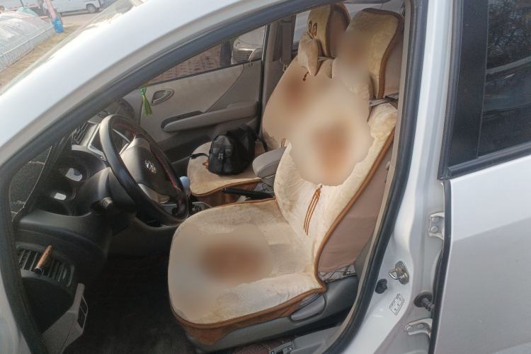 Used Everus S1 2014 1.3L Manual Comfort Edition Left Front Seat