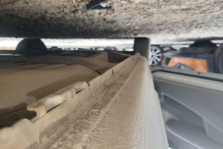 Used Everus S1 2014 1.3L Manual Comfort Edition Left Side Sill