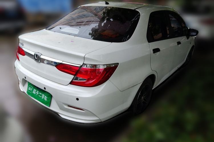 Used Everus S1 2014 1.3L Manual Comfort Edition Rear Right 45 Deg