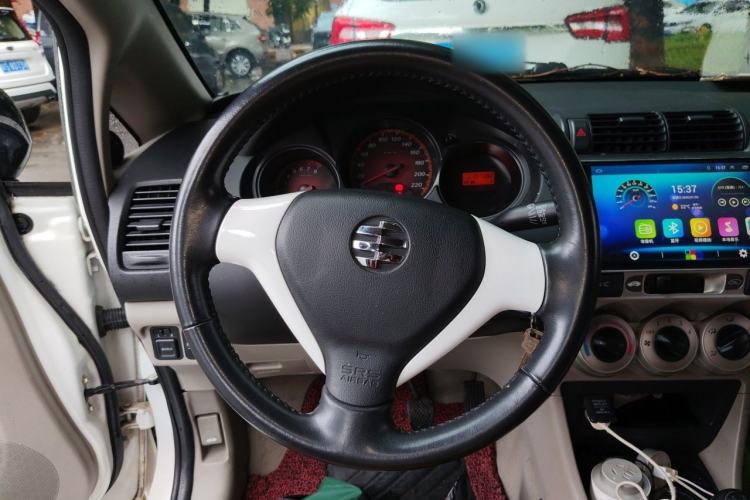 Used Everus S1 2014 1.3L Manual Comfort Edition Steering Wheel