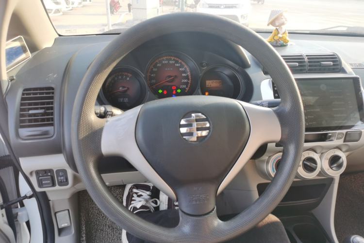 Used Everus S1 2014 1.3L Manual Comfort Edition Steering Wheel