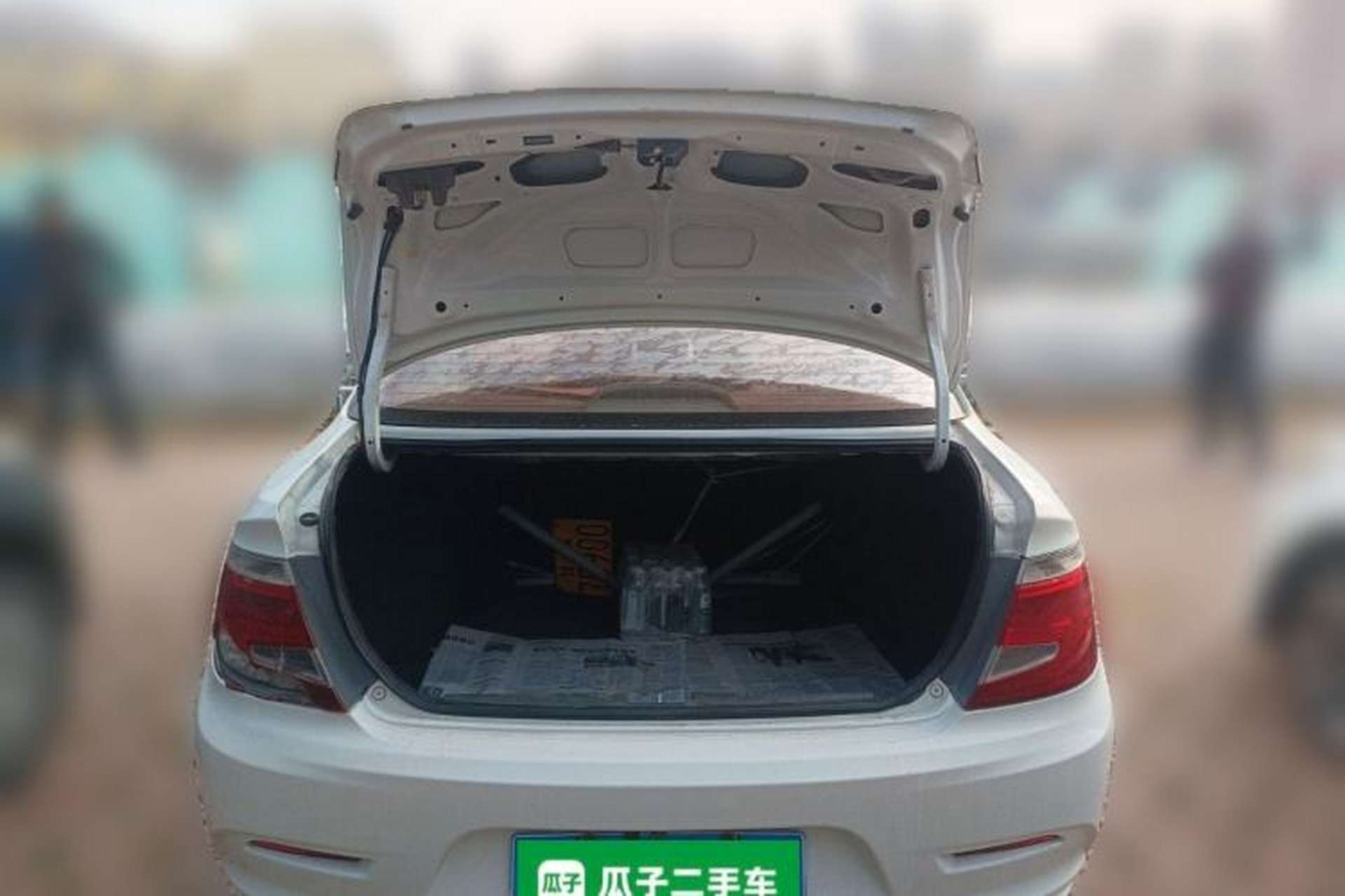 Used Everus S1 2014 1.3L Manual Comfort Edition Trunk