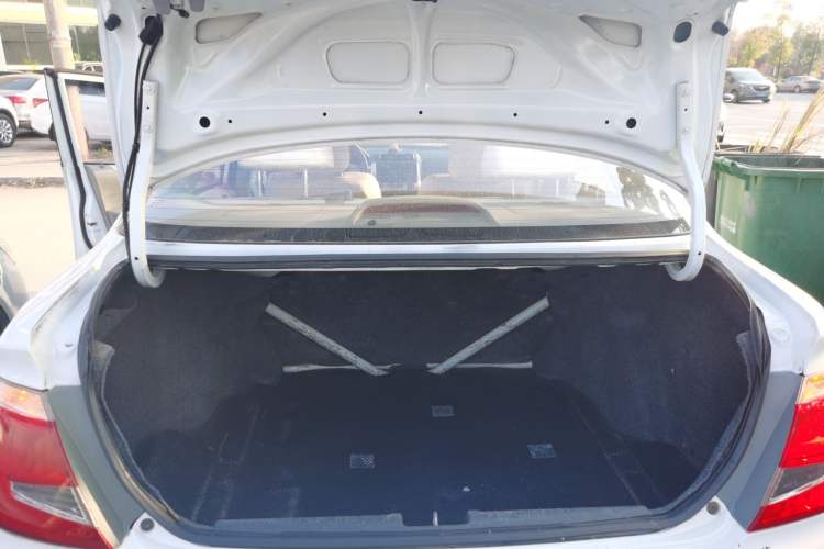 Used Everus S1 2014 1.3L Manual Comfort Edition Trunk