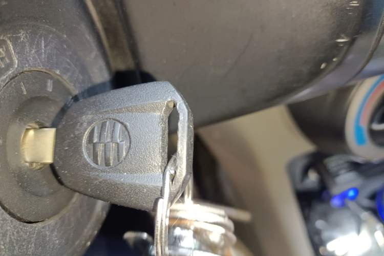 Used Everus S1 2014 1.3L Automatic Comfort Edition Vehicle Key