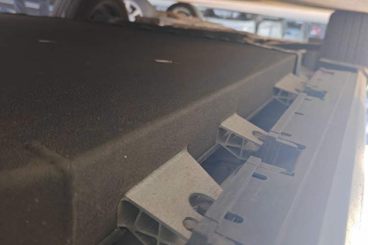 Used Everus VE-1 2021 S Pirelli Edition Chassis Rear Left