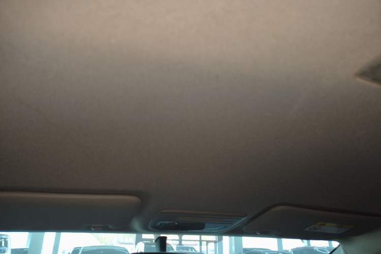Used Everus VE-1 2022 TA Leading Edition Headliner