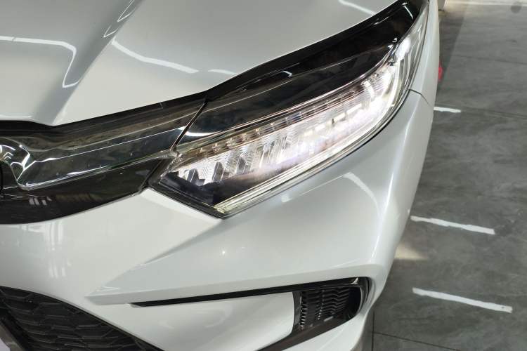 Used Everus VE-1 2022 TA Leading Edition Left Front Headlight