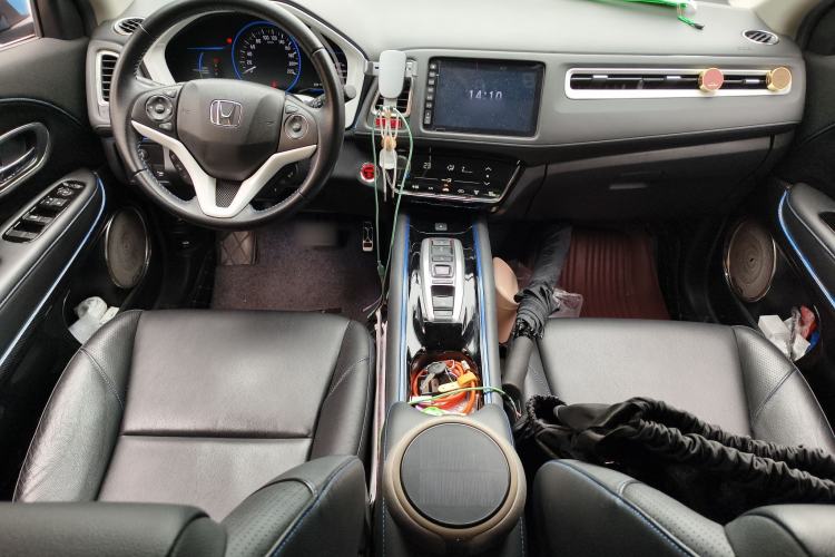 Used Everus VE-1 2020 Luxury Edition Center Console