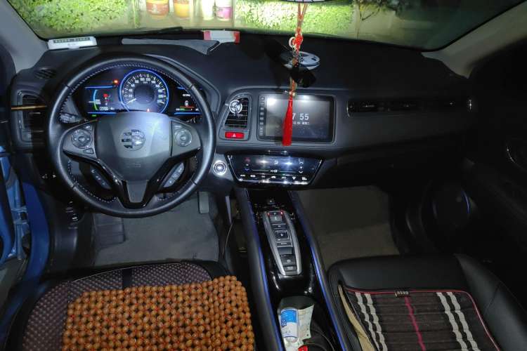 Used Everus VE-1 2020 Luxury Edition Center Console