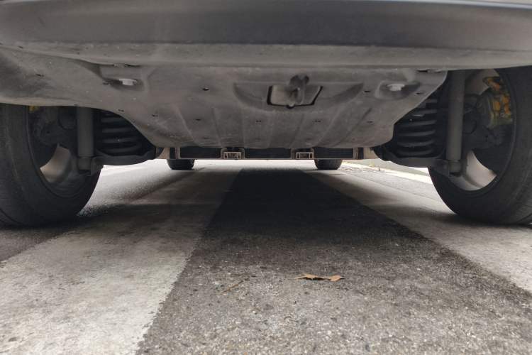 Used Everus VE-1 2020 Luxury Edition Chassis Rear