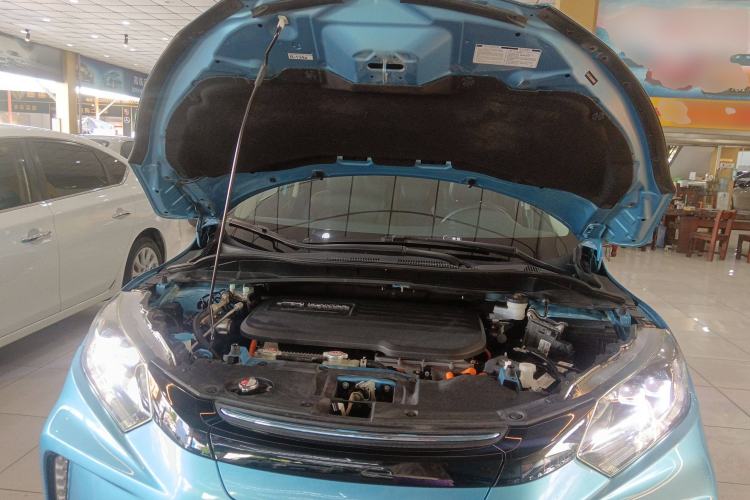 Used Everus VE-1 2020 Luxury Edition Engine Bay