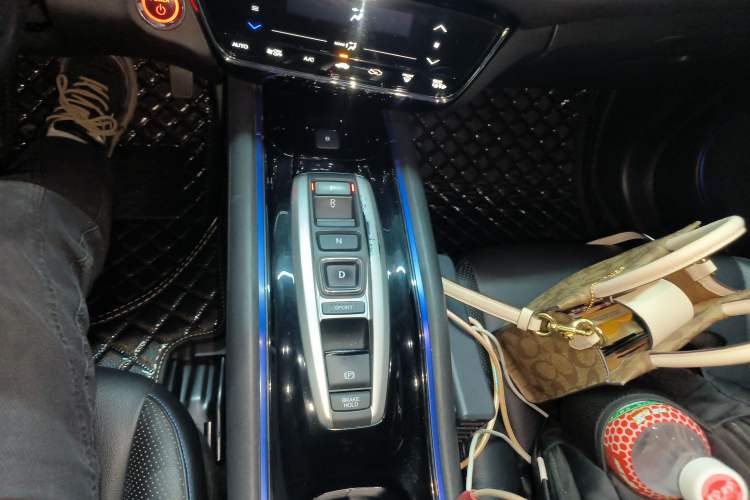 Used Everus VE-1 2020 Luxury Edition Gear Lever
