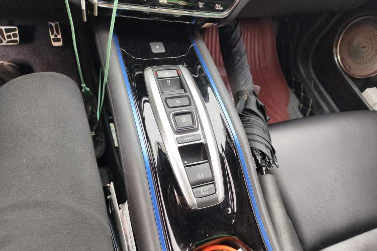 Used Everus VE-1 2020 Luxury Edition Gear Lever