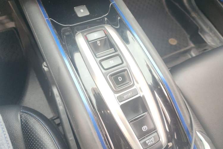 Used Everus VE-1 2020 Luxury Edition Gear Lever