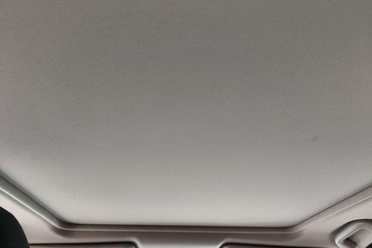Used Everus VE-1 2020 Luxury Edition Headliner