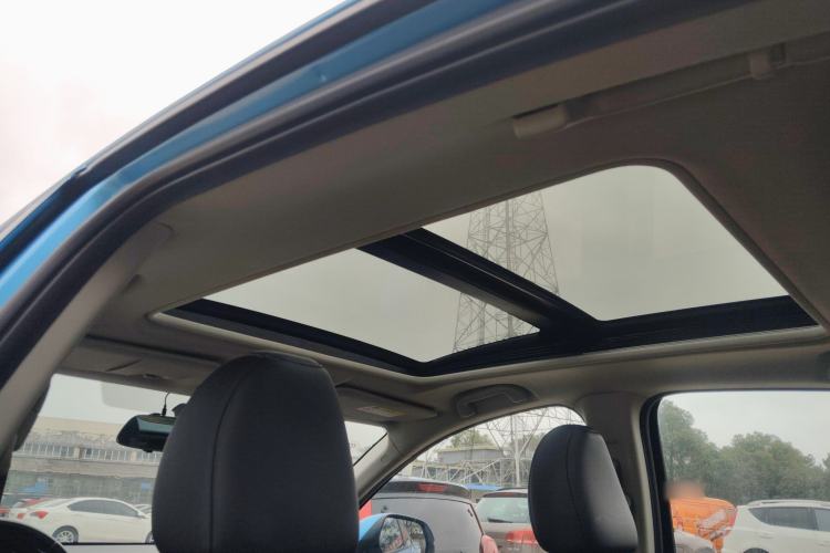 Used Everus VE-1 2020 Luxury Edition Headliner