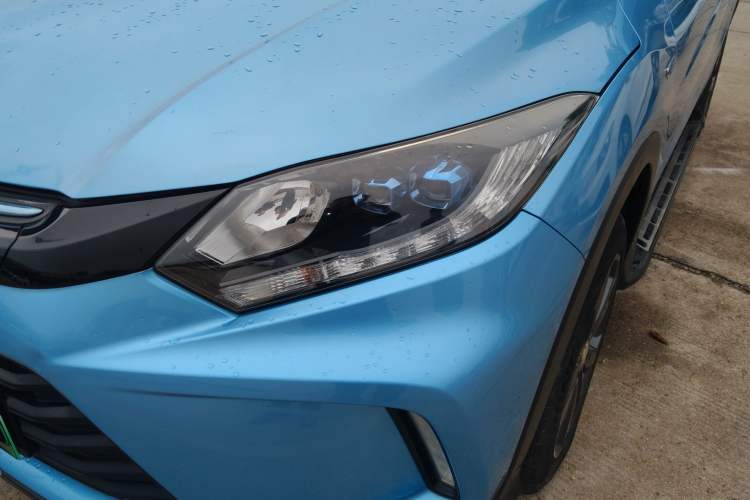 Used Everus VE-1 2020 Luxury Edition Left Front Headlight