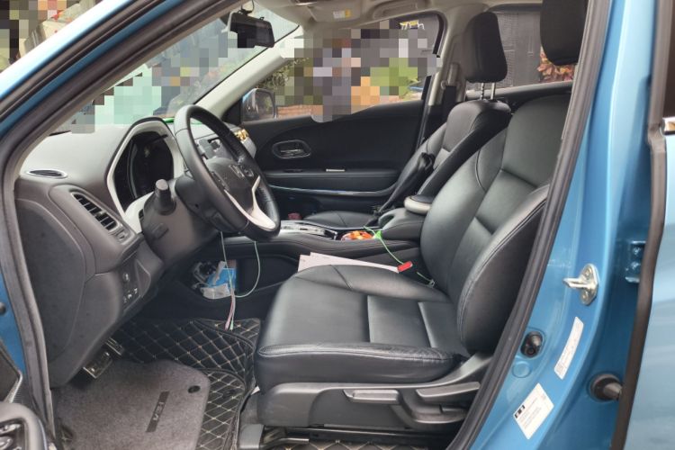 Used Everus VE-1 2020 Luxury Edition Left Front Seat