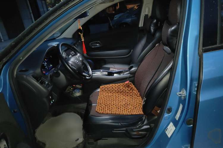 Used Everus VE-1 2020 Luxury Edition Left Front Seat