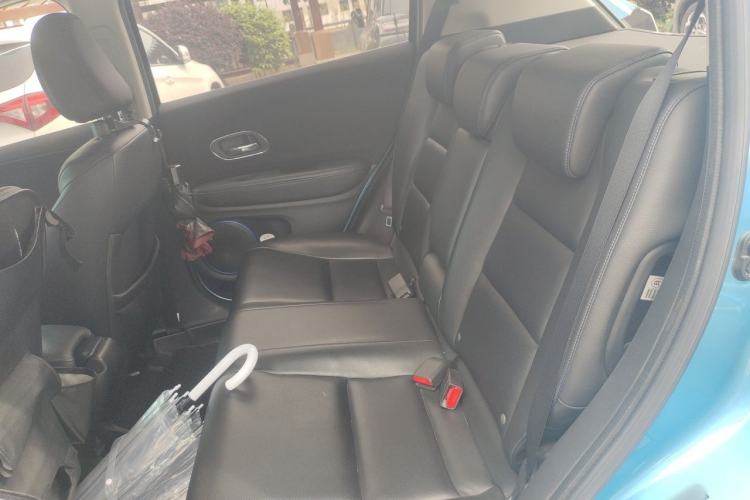 Used Everus VE-1 2020 Luxury Edition Left Rear Seat