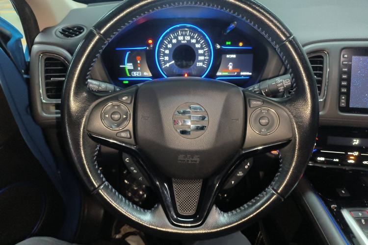 Used Everus VE-1 2020 Luxury Edition Steering Wheel