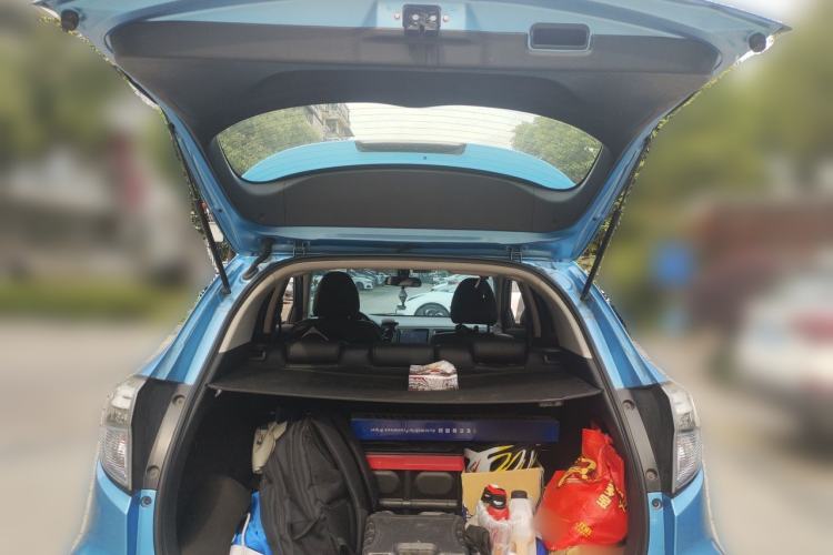 Used Everus VE-1 2020 Luxury Edition Trunk