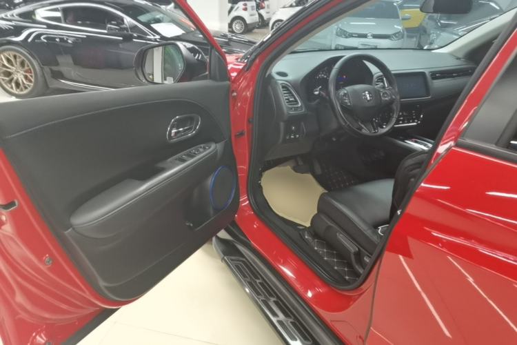 Used Everus VE-1 2020 Luxury Edition Driver Seat