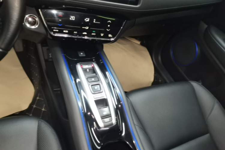 Used Everus VE-1 2020 Luxury Edition Gear Lever